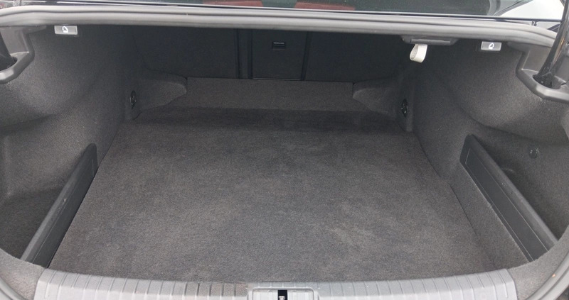 Volkswagen Passat cena 96900 przebieg: 65029, rok produkcji 2020 z Buk małe 742